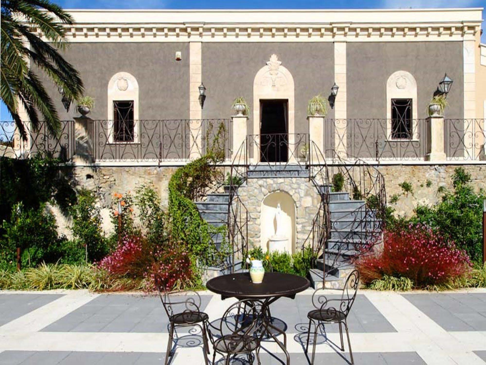 Centuripe Vecchia Dimora Resort מראה חיצוני תמונה